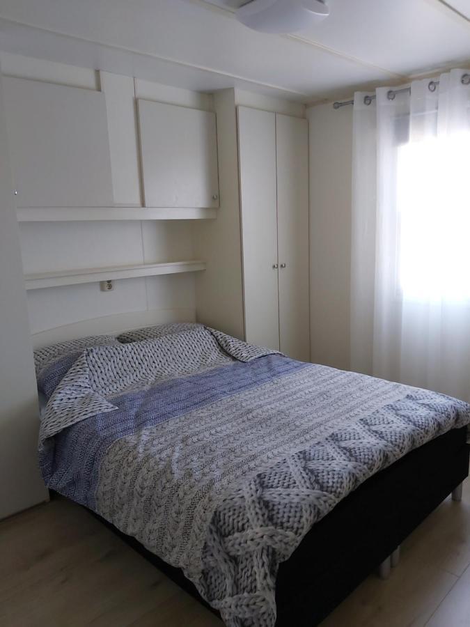 Bospareltjes Luxe Chalets Alleen Voor Recreatie 오이스터위지크 외부 사진