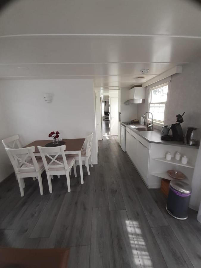 Bospareltjes Luxe Chalets Alleen Voor Recreatie 오이스터위지크 외부 사진